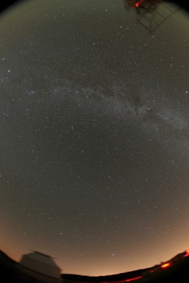 Nuit étoilée sur l'observatoire