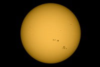 Groupes de taches NOAA 2241 et 2242